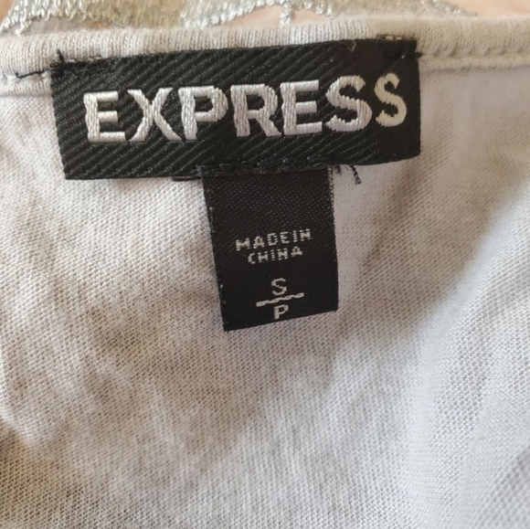 ๐3 for $25๐ Express Light Lilac Tank with Silver Lace Overlay - Picture 5 of 6